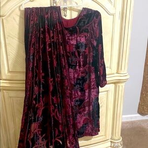 Elegant Velvet Dress with Shawl - Burgundy and Black